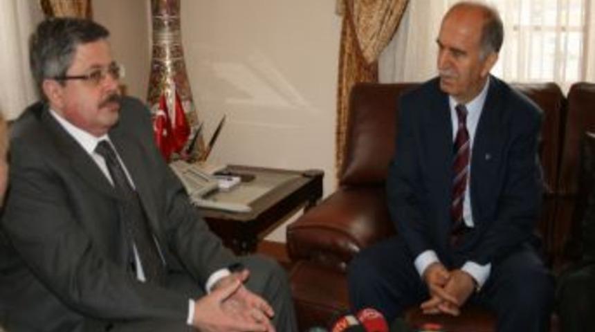 Başkonsolostan Bursalı Ruslara: se&ccedil;ime gidin &ccedil;ağrısı