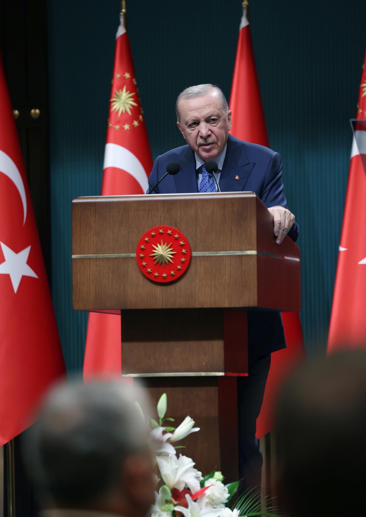 Cumhurbaşkanı Erdoğan: "2027 bütçesinde emeklilerimiz durumunu biraz daha iyileştirecek mali imkanları oluşturuyoruz" 5