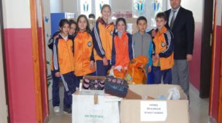 Karab&uuml;kl&uuml; &ouml;ğrencilerden Siirt'teki kardeş okula anlamlı hediye