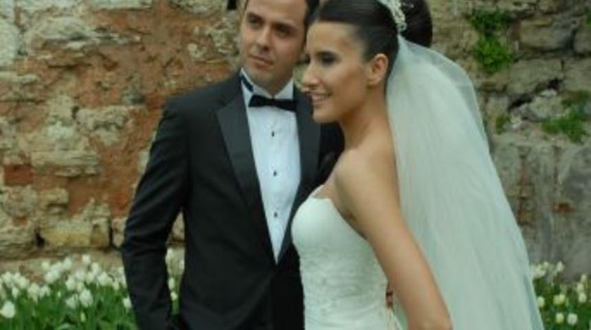 Hostes Nergis Tın&ccedil; son yolculuğuna g&ouml;zyaşları ile uğurlandı