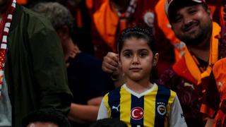 Derbinin karesi şimdiden belli! Yürek ısıtan fotoğraf