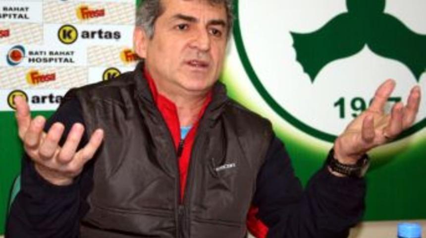 Giresunspor Teknik Direkt&ouml;r&uuml; Altın: Giresunspor'u d&uuml;ş&uuml;rmeyeceğiz