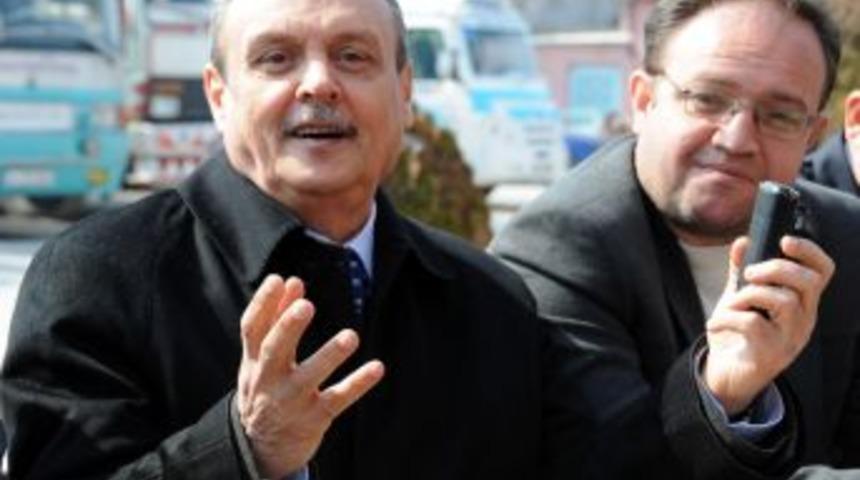 Eriş: Hızlı trenin Kemalpaşa'dan sonra bir kolu İzmir, diğeri Manisa'ya gidecek