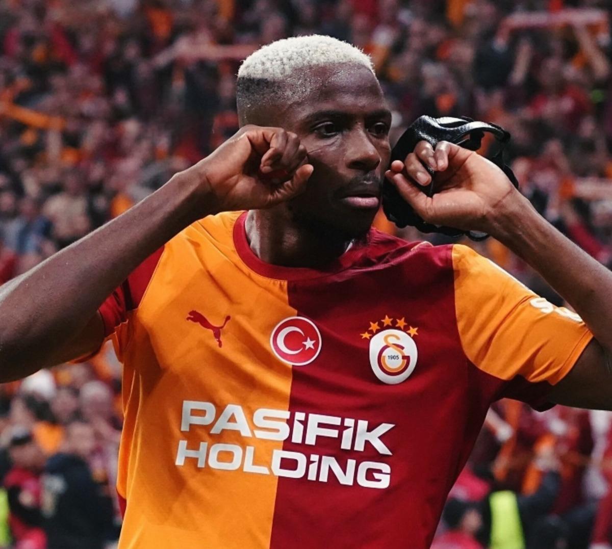 Victor Osimhen Fenerbahçe ye karşı durmuyor! Golden sonra olay hareket 2