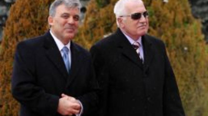 Çek Cumhurbaşkanı: Avrupa’nın sarsılması uyanması için Türkiye’nin üyeliği lazım