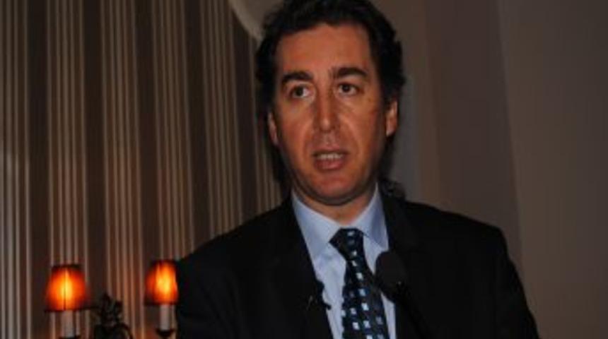 Kara&ccedil;ay: Geleceğin d&uuml;nyasını, bilgiyi doğru ve etkin kullananlar şekillendirecek