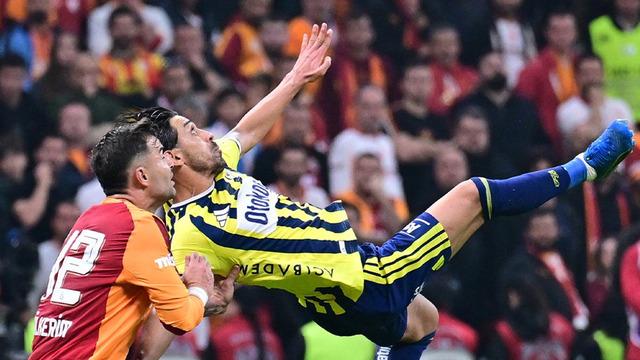 İrfan Can Kahveci'den derbi tarihine geçen rövaşata golü!