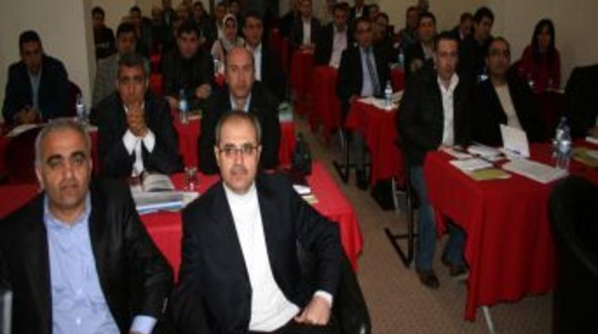 Orman ve su işleri m&uuml;d&uuml;rleri ve işletme şefleri Midyat&rsquo;ta toplandı