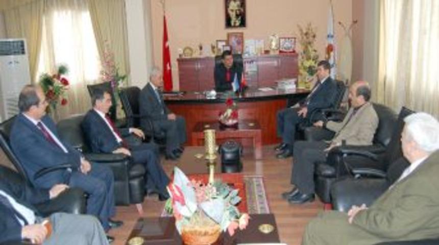 Milli Eğitim M&uuml;d&uuml;r&uuml; Selamet Kozan'da incelemelerde bulundu