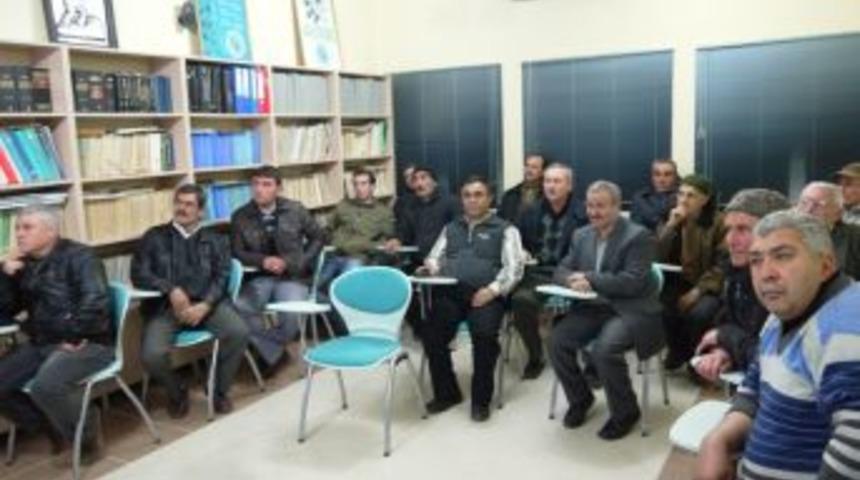 Edremit&rsquo;te Zeytin Ağacı Budama Kursu a&ccedil;ıldı