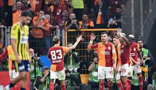 Derbi sonrası Fenerbah&ccedil;e'ye sert eleştiriler! "Zavallı bir g&ouml;r&uuml;nt&uuml;"