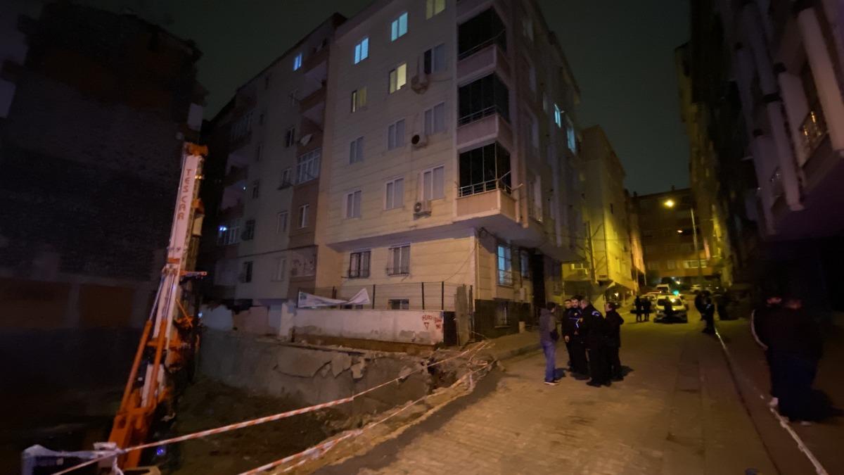 İstanbul da korku dolu anlar! &Ccedil;atırdama sesleri geldi, 2 bina boşaltıldı 4