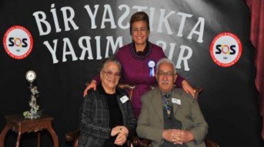 Yarım asırlık &ccedil;iftlere &ouml;zel kutlama