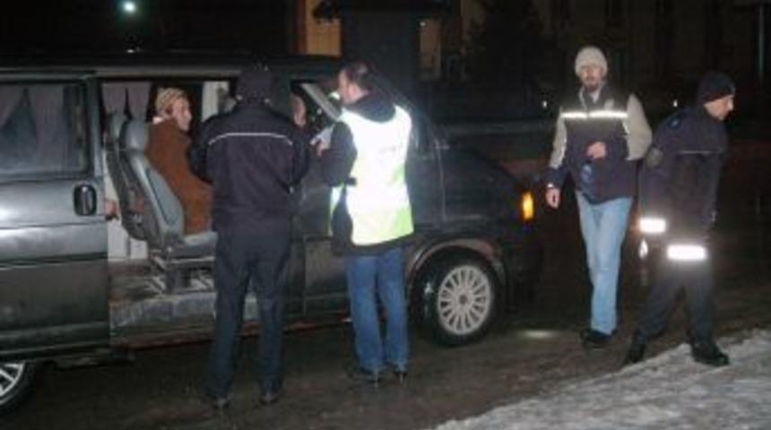 K&uuml;tahya polisinden asayiş uygulaması