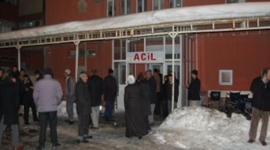 İş makinesi altında kalan muhtar &ouml;ld&uuml;