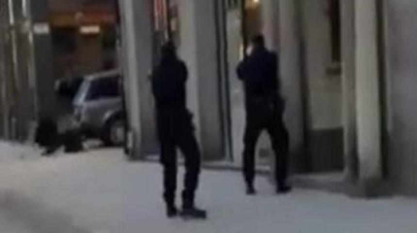 Stockholm’deki silahlı çatışma amatör kamerada