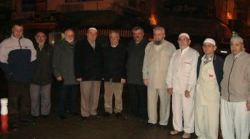 Alaplı'dan 66 kişi Umre'ye uğurlandı