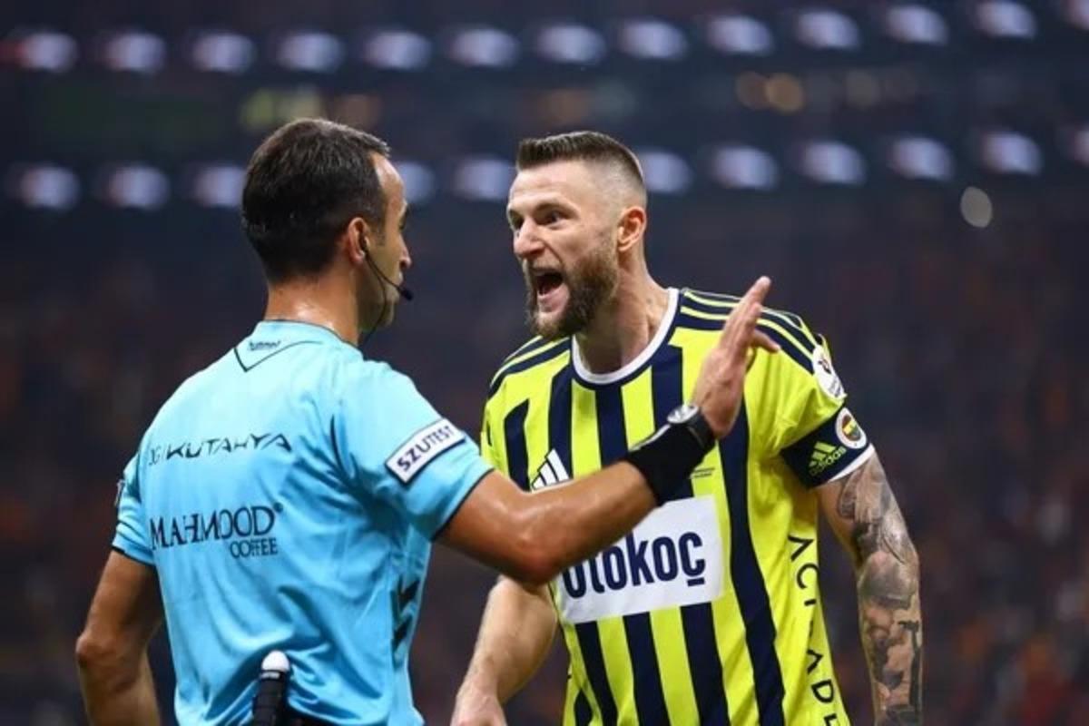 Ahmet Çakar penaltı dedi, Trio ekibi karşı çıktı! Batrakov un pozisyonu tartışma yarattı 1