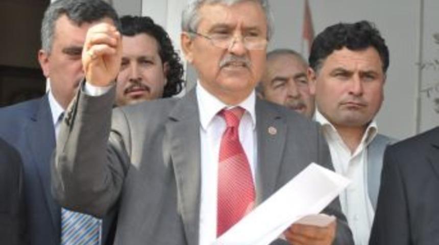 Halil İbrahim Doğan ekibini a&ccedil;ıkladı