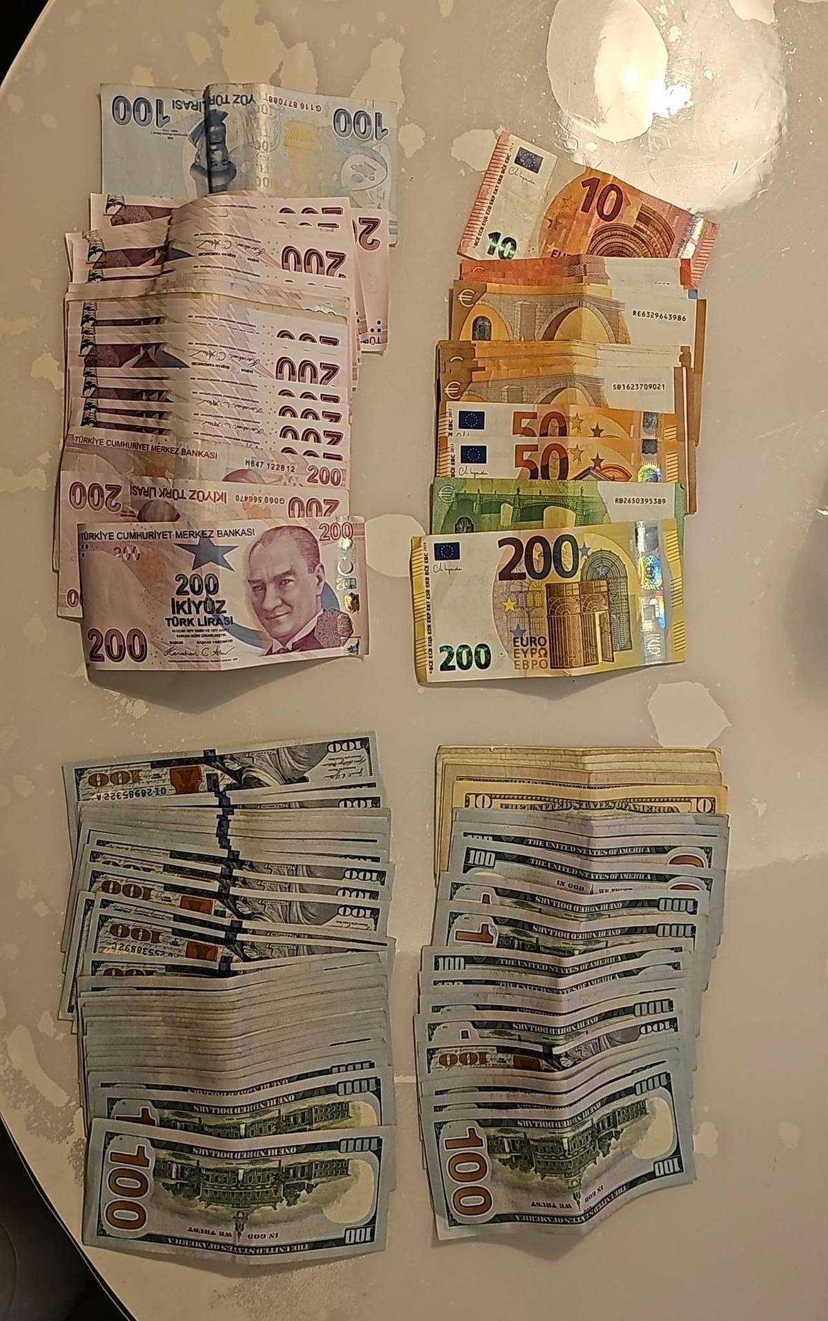 Balya balya para fışkırdı! Ankara dahil 2 ilde DEAŞ operasyonu: Altınlar, dövizler, silahlar... 4
