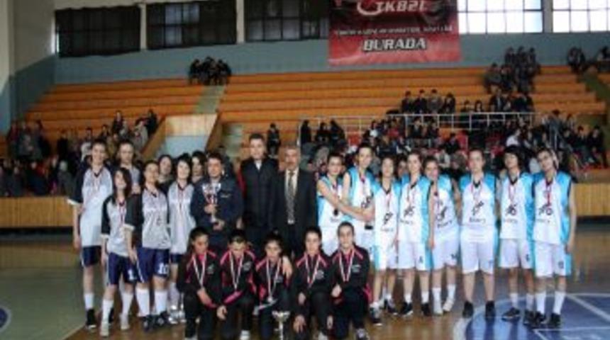 Niğde'deki Basketbol İl Birincilikleri tamamlandı