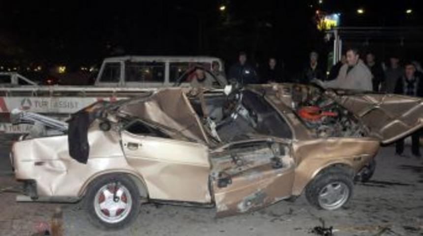 Edirne'de kaza: 2 kişi yaralandı