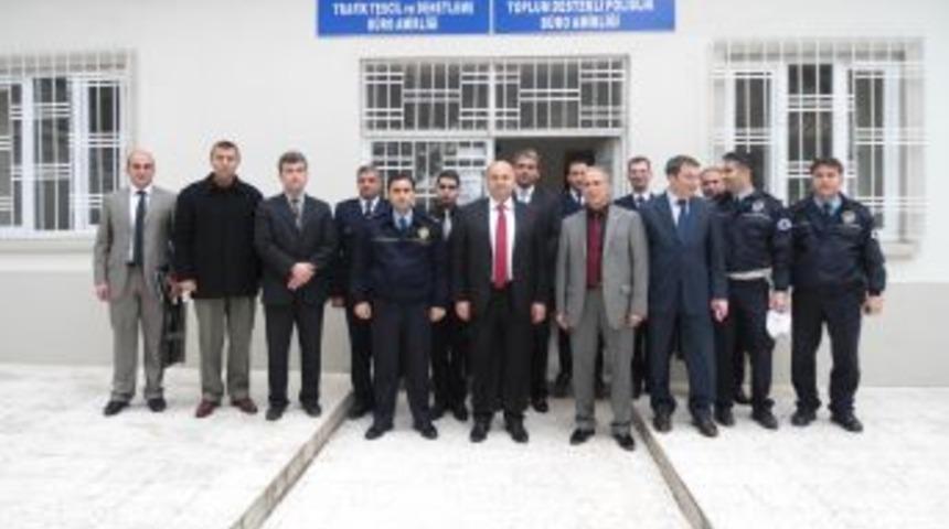 Pazarcık'ta başarılı polisler &ouml;d&uuml;llendirildi