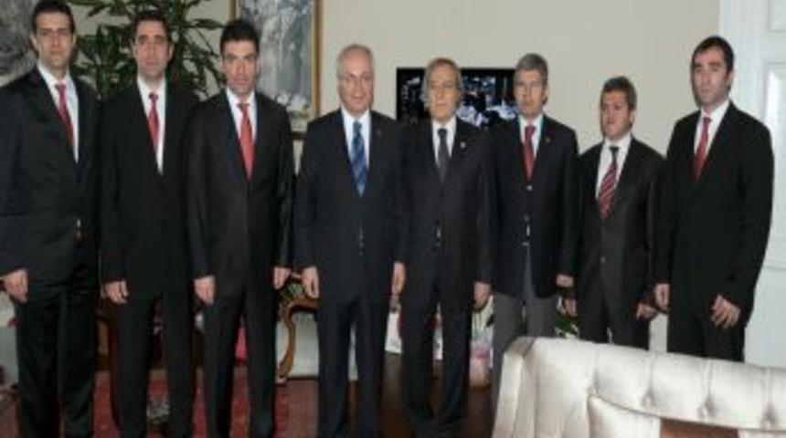 Eriş: Manisa&rsquo;da lisanslı futbol hakemi sayısı 102&rsquo;ye &ccedil;ıktı