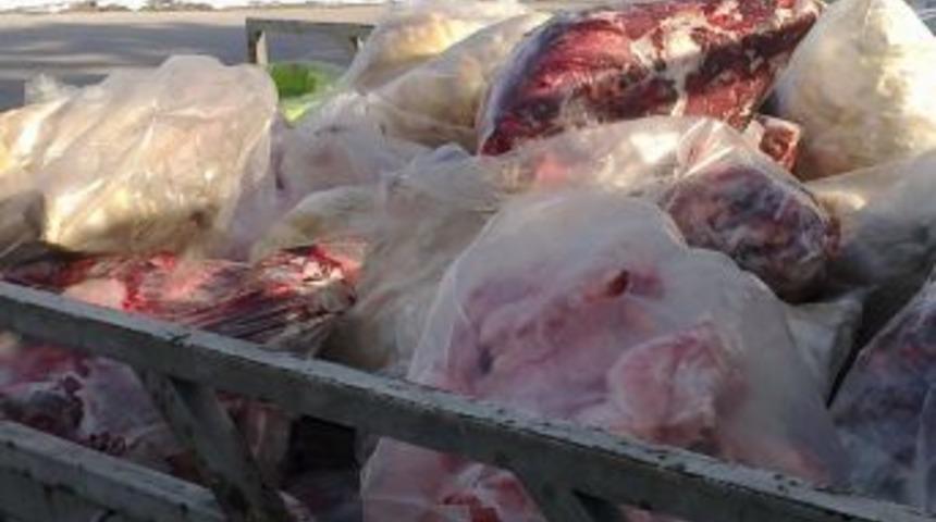 Kayseri'de g&uuml;mr&uuml;k ka&ccedil;ağı 1 ton sakatat ele ge&ccedil;irildi