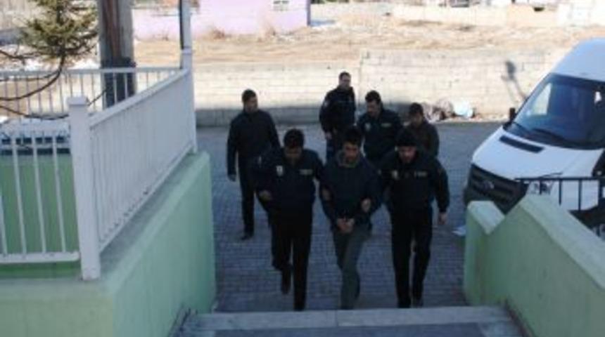 Iğdır'daki KCK operasyonunda 5 kişi adliyeye sevkedildi