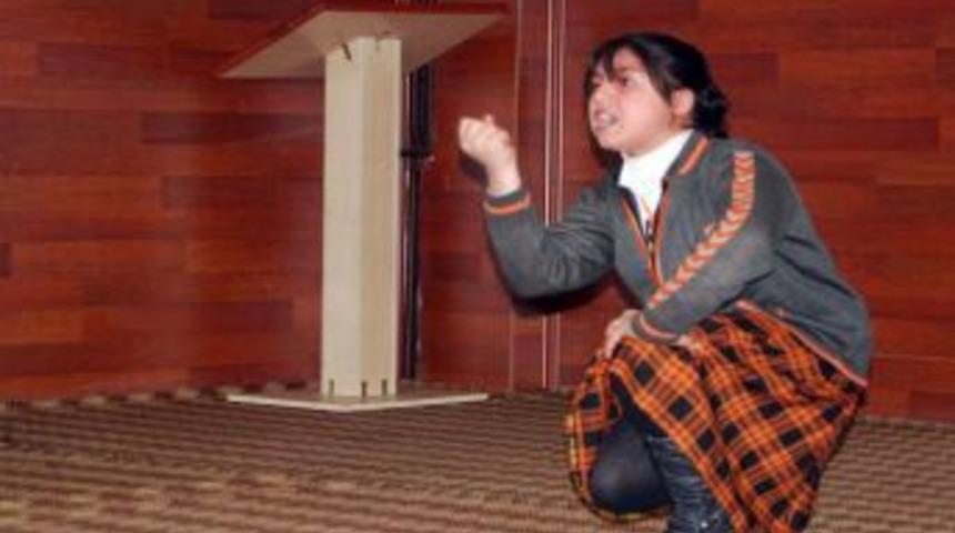 Patnos'ta İstikl&acirc;l Marşı'nın ezbere okuma yarışması d&uuml;zenlendi