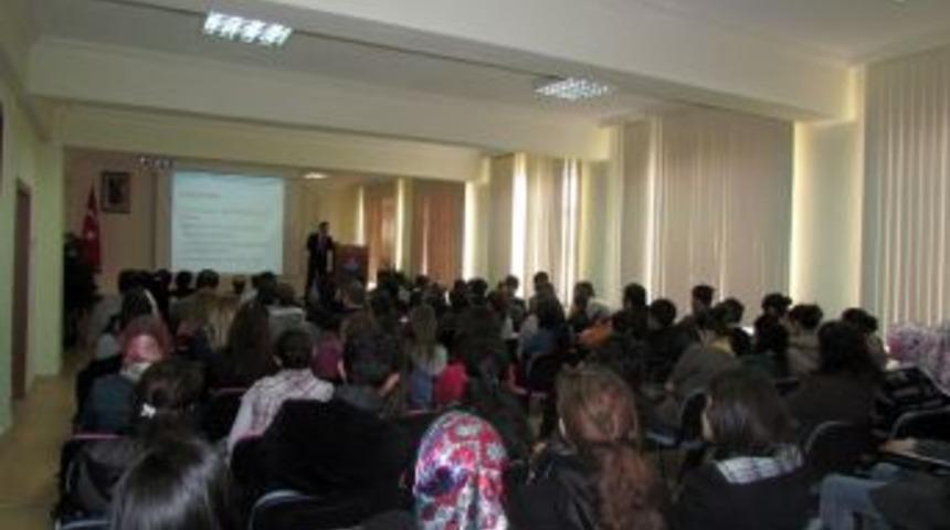 Rekt&ouml;r Acar, geleceğin T&uuml;rkiye&rsquo;sini anlattı