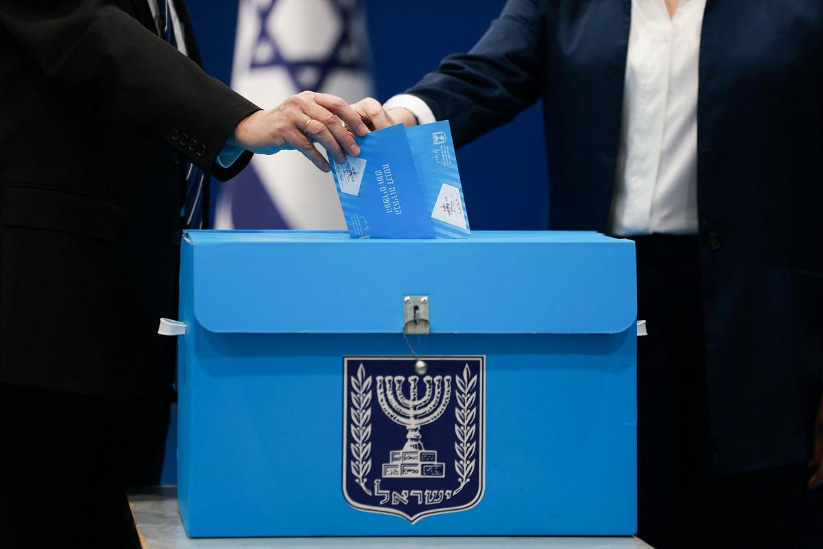 Netanyahu kaybetse de gitmeyebilir! İsrail sandık başında: Anketlerde Eisenkot ile kafa kafaya 4