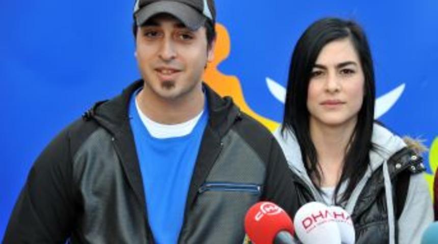 Don&ouml;r Ahmet Kaya&rsquo;nın kızı: Uğur Acar, babama &ccedil;ok benziyor