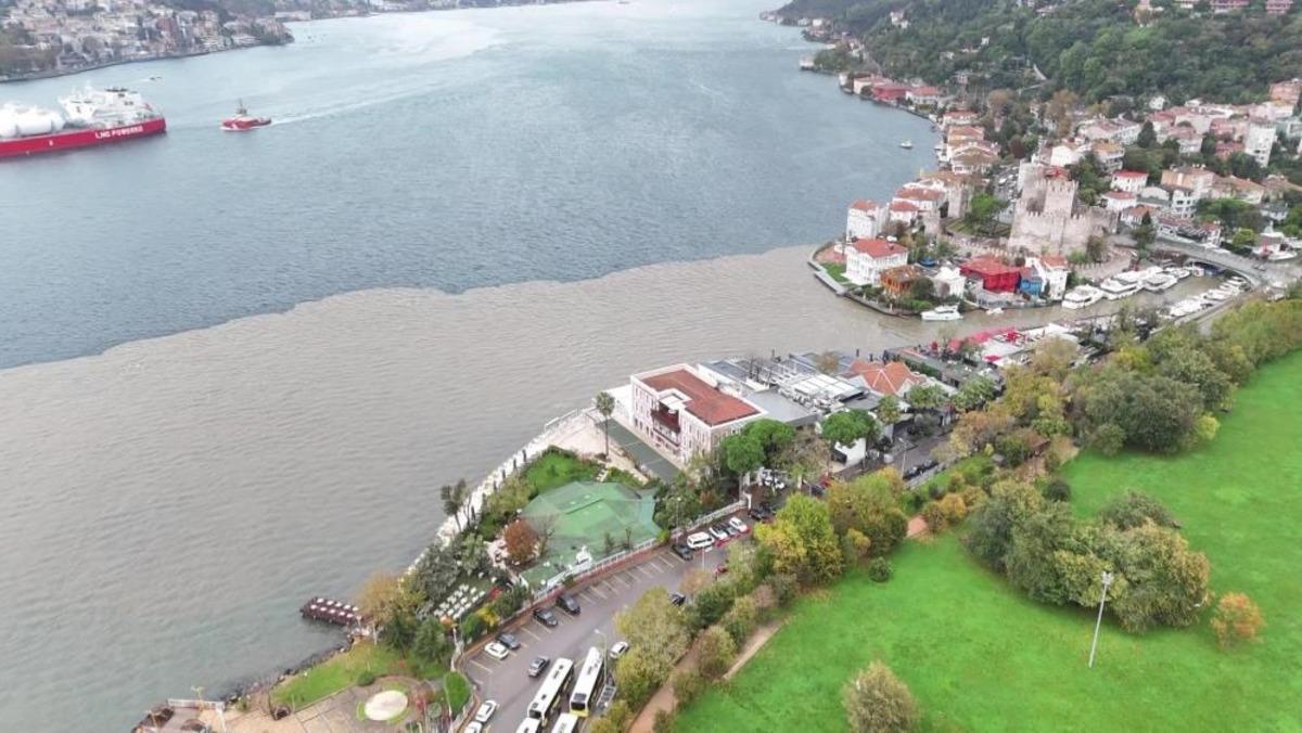 İstanbul da yine aynı görüntü! Çamur Boğaz ı kapladı, deniz kahverengiye döndü 3