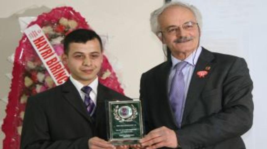 B&uuml;y&uuml;kliman Yerel Gazetecilik Yarışması'nda dereceye girenler &ouml;d&uuml;llendirildi