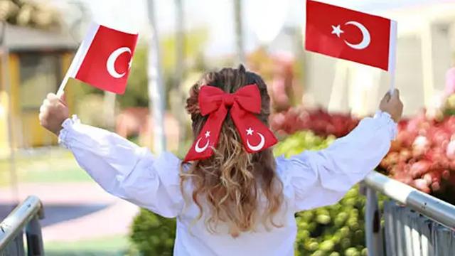 28 Ekim yarım gün tatil mi? 28 Ekim'de okullar, resmi kurumlar yarım gün mü çalışacak?