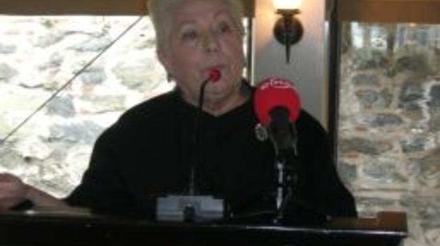 Annelerden milletvekillerine 'dikkatli ol' &ccedil;ağrısı