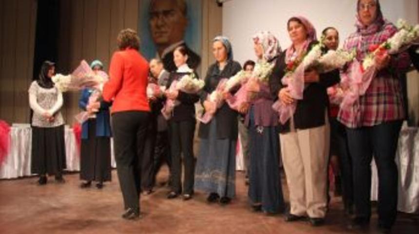 Kadın &ccedil;ift&ccedil;iler kıyasıya yarıştı