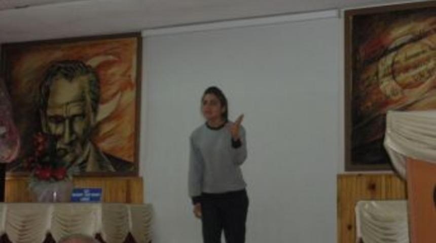 Kozan'da İstiklal Marşı&rsquo;nı g&uuml;zel okuma yarışması