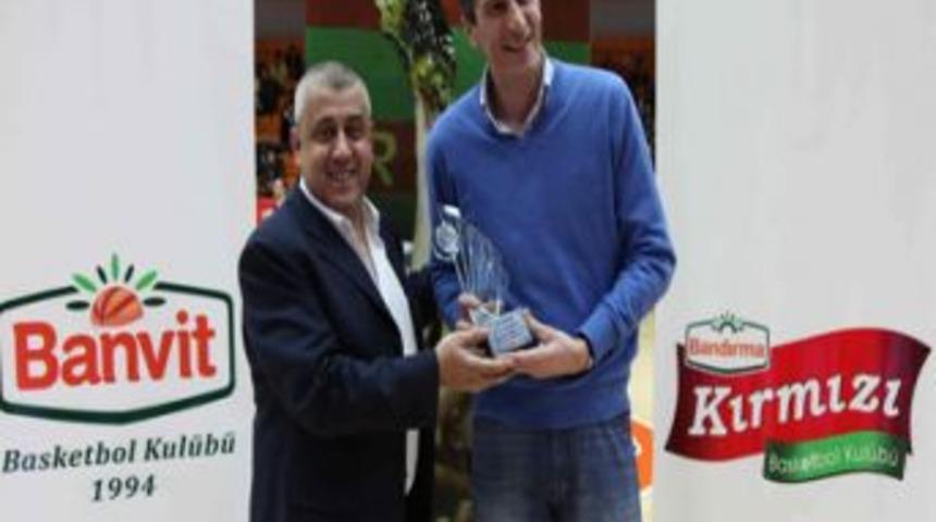 Miroslav Radosevic&rsquo;e Banvit&rsquo;ten &ouml;d&uuml;l