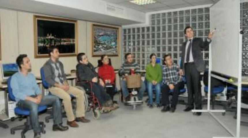 B&uuml;y&uuml;kşehir, engellileri sınava hazırlıyor