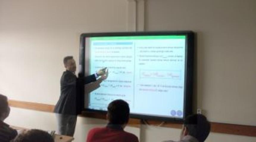 Sakarya Dershaneleri eğitime 'akıllı' yatırım yaptı