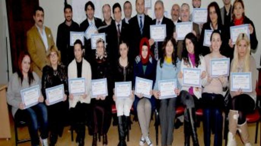 Derneklere proje hazırlama eğitimi veriliyor