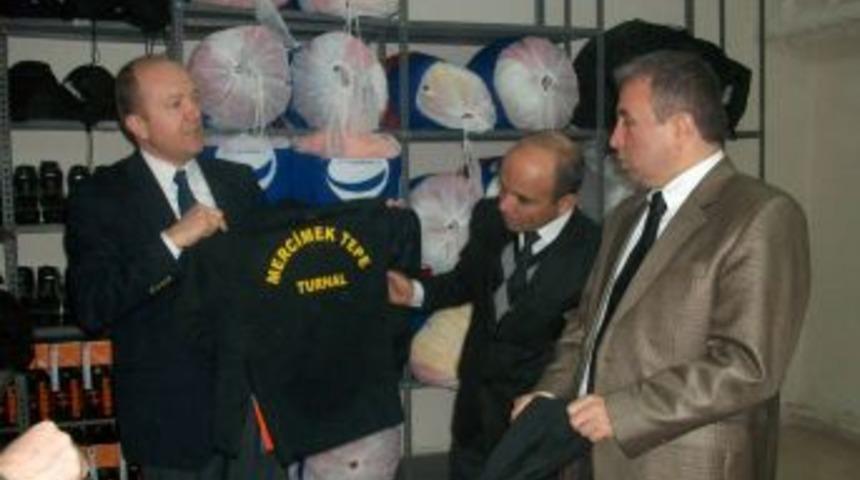 Yama&ccedil; paraş&uuml;t&uuml; ekipmanları Turhal'a geldi