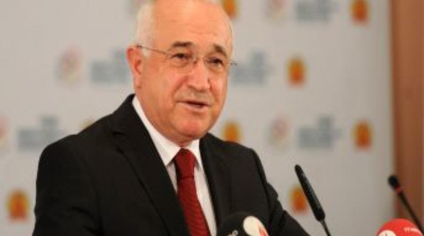 Meclis Başkanı &Ccedil;i&ccedil;ek: 'Bunlar mı Anayasayı yapacak?' havası yaygınlaştırılmamalı