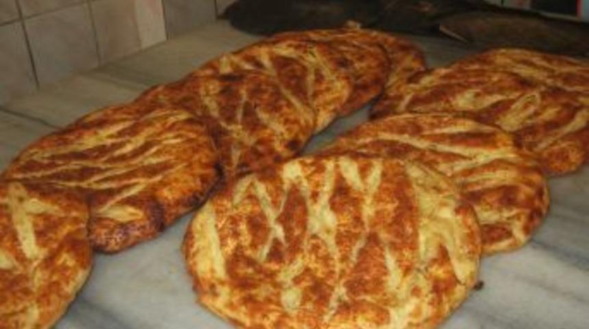 Turhal&rsquo;ın yoğurtma&ccedil; ekmeği yaygınlaşıyor