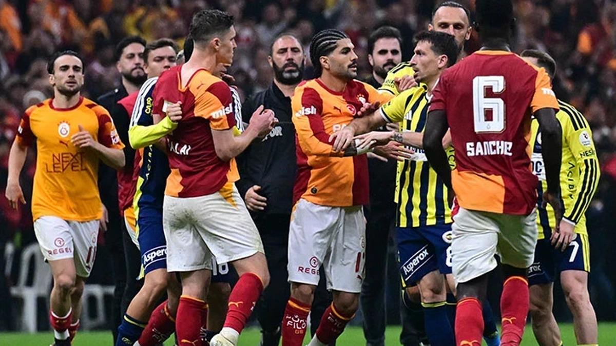 Fenerbahçe den Galatasaray maçındaki olaylarla ilgili sert tepki: "Cezasız kalmamalıdır" 1