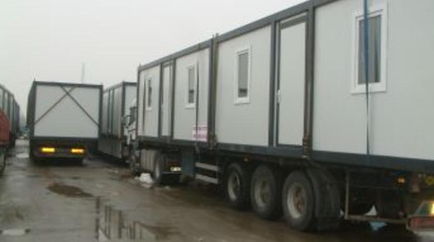 Vanlı depremzedeler i&ccedil;in konteyner evler yola &ccedil;ıktı