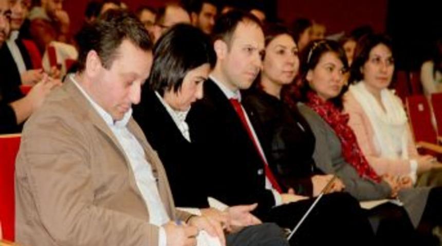 NATO kuruluşunun 60. yılında İzmir'de tartışıldı